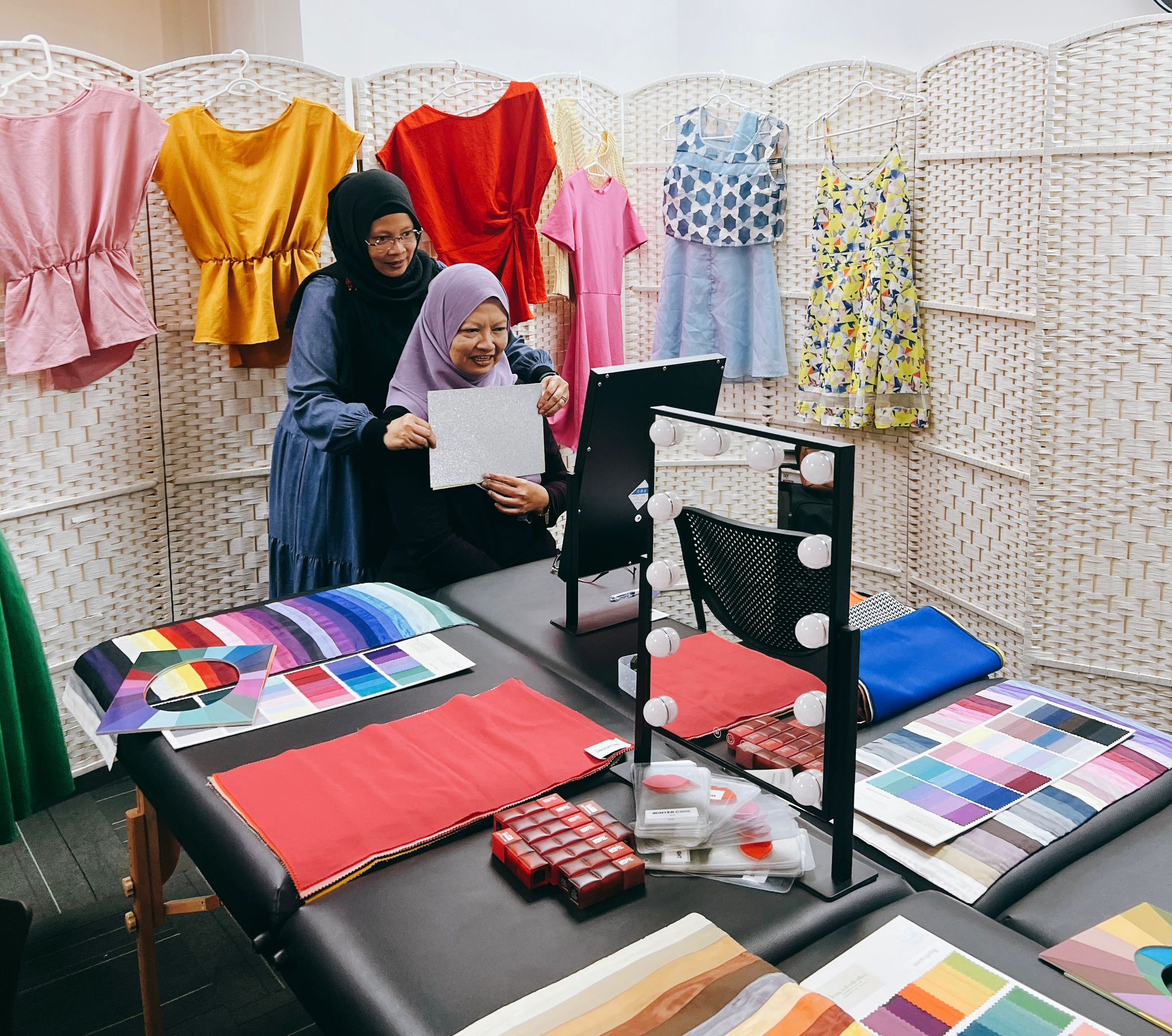 personal colour activity 1.jpg